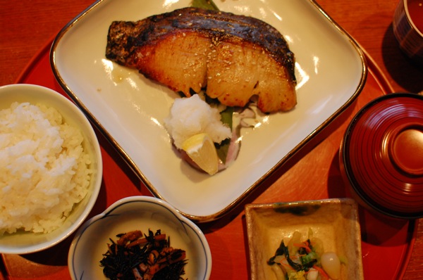 「青山 きくまさ」のさわらの西京焼きに満足　Food